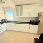 La Perla Mit 3 Schlafzimmern By Interhome Apartament *