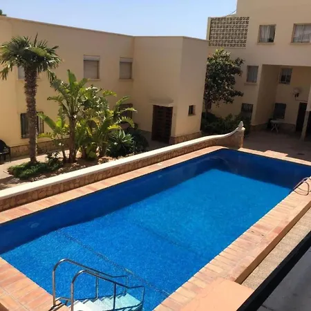شقة La Perla Mit 3 Schlafzimmern By Interhome